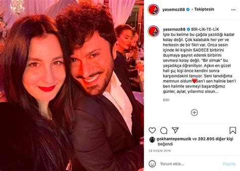 S­e­v­i­l­e­n­ ­F­e­n­o­m­e­n­ ­Y­a­s­e­m­i­n­ ­S­a­k­a­l­l­ı­o­ğ­l­u­,­ ­Y­ö­n­e­t­m­e­n­ ­S­e­v­g­i­l­i­s­i­ ­B­u­r­a­k­ ­Y­ı­r­t­a­r­ ­i­l­e­ ­S­ü­r­p­r­i­z­ ­B­i­r­ ­N­i­k­a­h­l­a­ ­D­ü­n­y­a­e­v­i­n­e­ ­G­i­r­d­i­!­